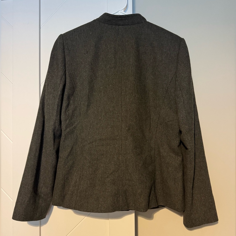 Banana Republic Women's Twill Button Wool Blend Blazer Size 10 - Picture 7 of 7